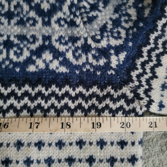 Carroll Reed Wool Blue and White Cardigan Sweater - Picture 5 of 7